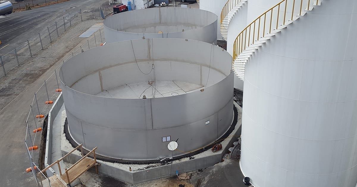 Stainless steel tank installation